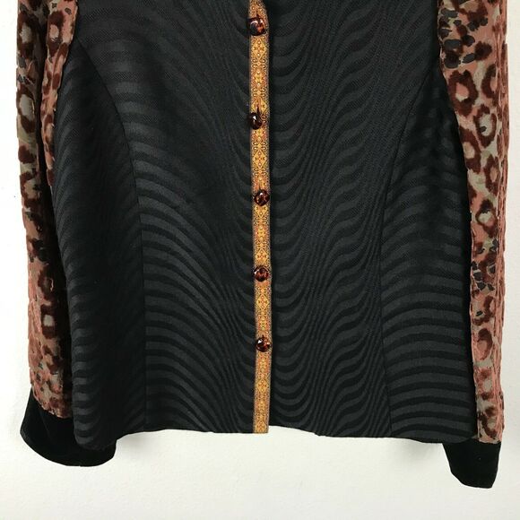 Taylor G Blouse Size M Multicolor Animal Print Rayon Blend Button Up Womens - Picture 5 of 11